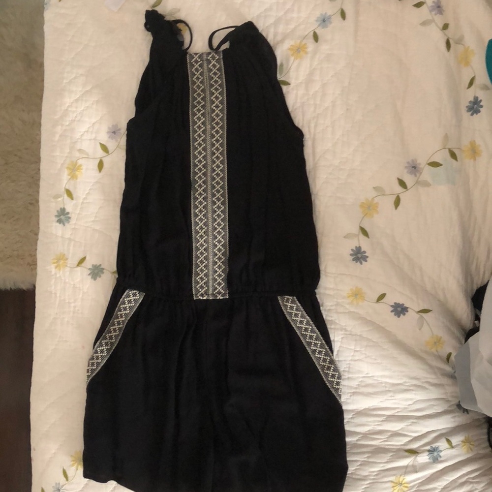 Black romper never worn